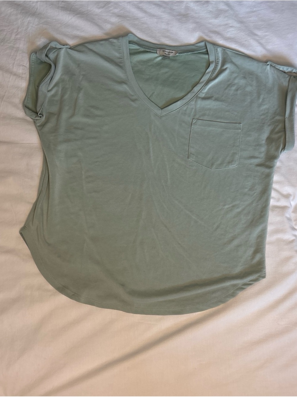 Cable & Gauge V-Neck Pocket Tee in Sage